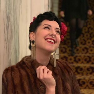 Meet your Posher, Vera